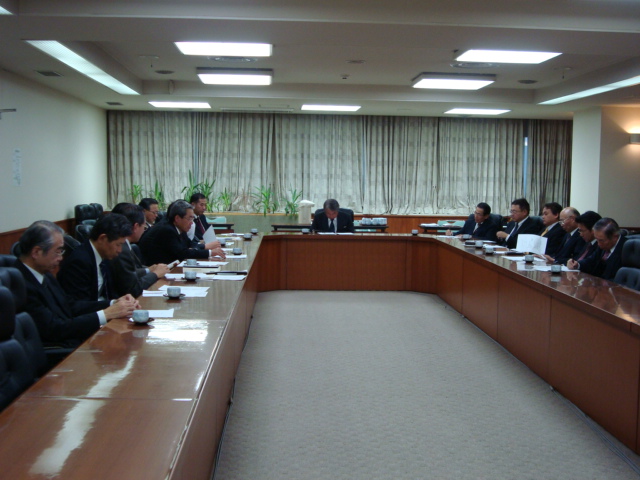 理事会では、3つの審議・決定事項が話し合われました。