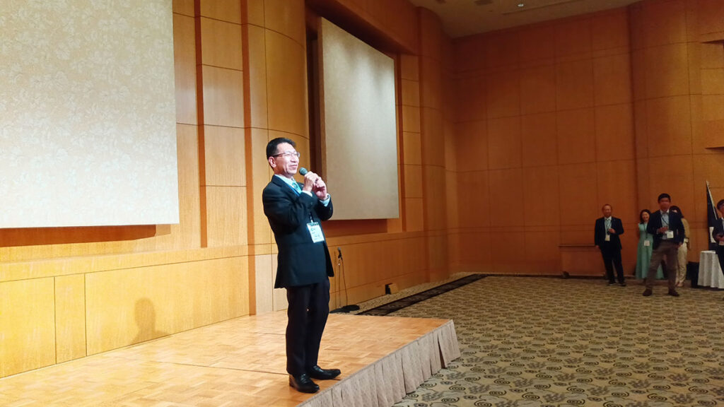 今村前会長乾杯